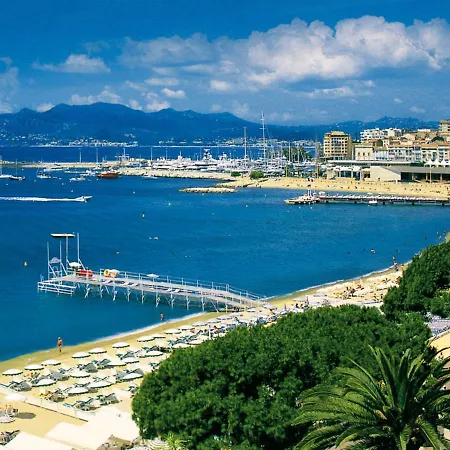 Cristal Croisette-4 By Interhome