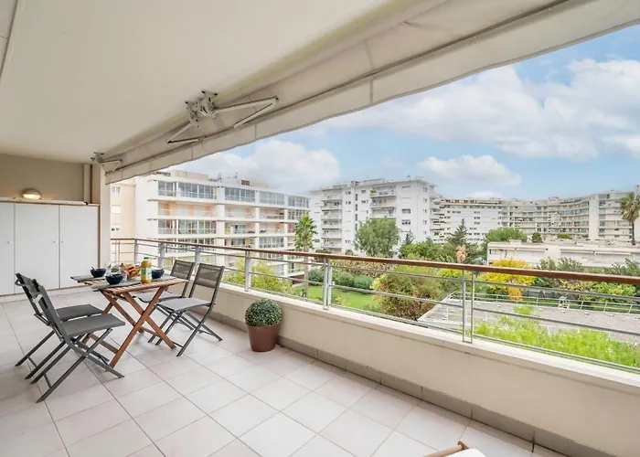 Апартаменты Cristal Croisette-4 By Interhome *